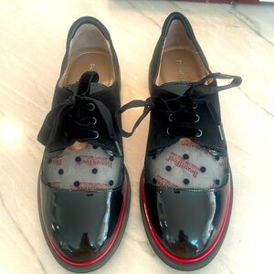 BeautiFeel Tora Black patent/polka dot mesh oxfords